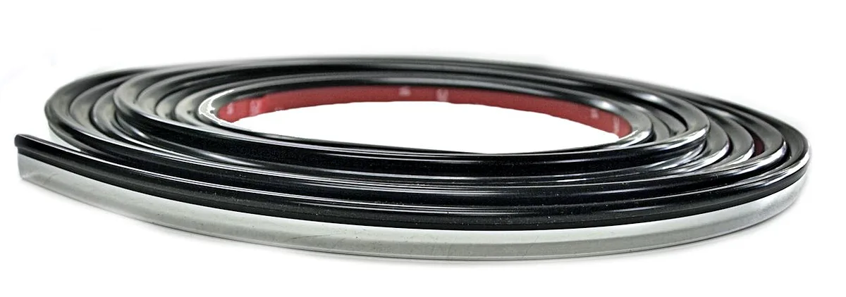 5/8" Lip with Bead Wheel Well Molding