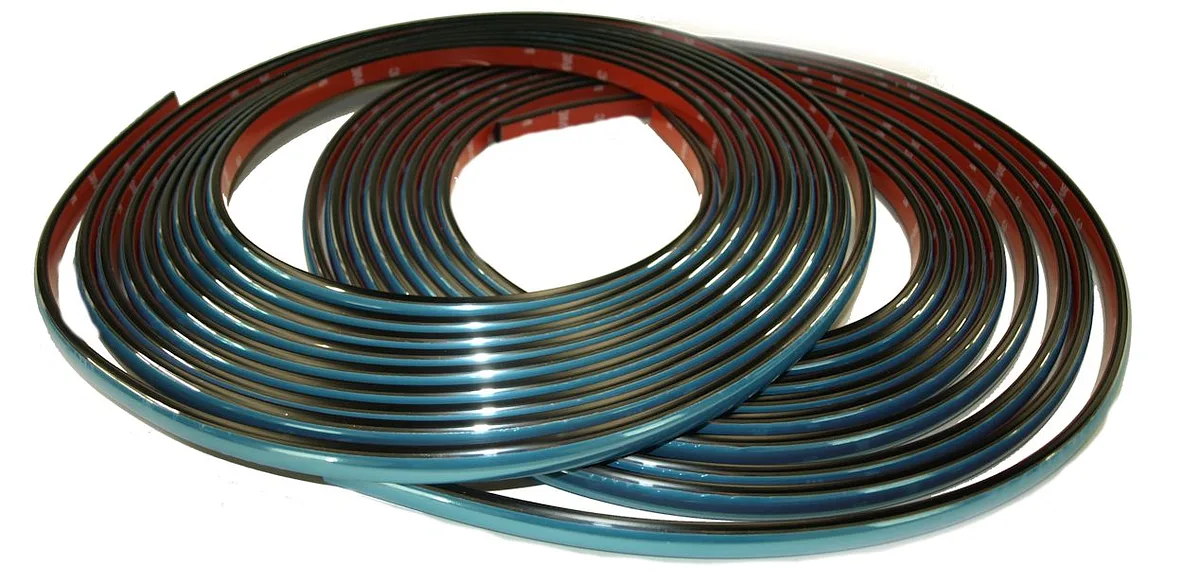 1/2" Half Round Wheel Well Molding